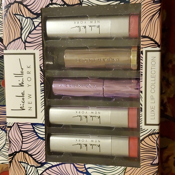 Nicole Miller Other - NWT,NIB, Nicole MillerNY Luxe lip collection,3 Nudes& 2 Urban Decay corals